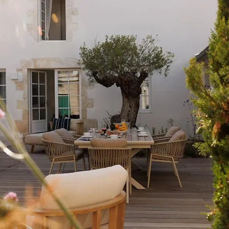 فيلة D'exception, Clim & Piscine Chauffee