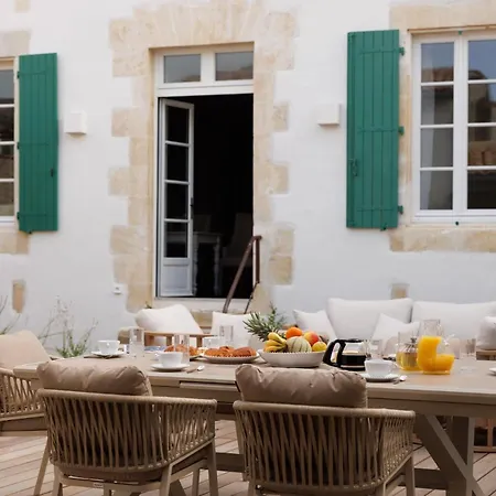 فيلة D'exception, Clim & Piscine Chauffee لا روشيل